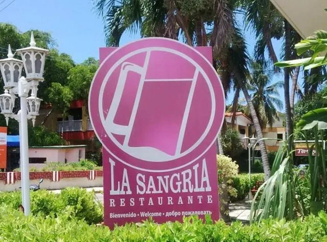 Restaurant La Sangria à Varadero sur Avenida Kawama avec pizza, pâtes et boissons