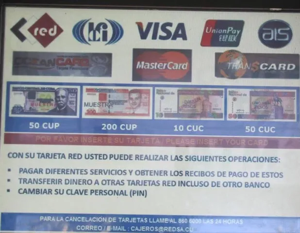 Guichet automatique ATM à Varadero à Cuba