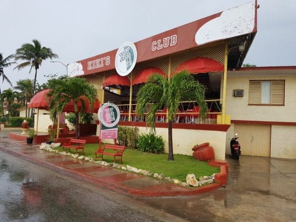 Kiki’s Club Varadero, restaurant de pizzas sur Avenida Kawama entre les calles 5 et 6