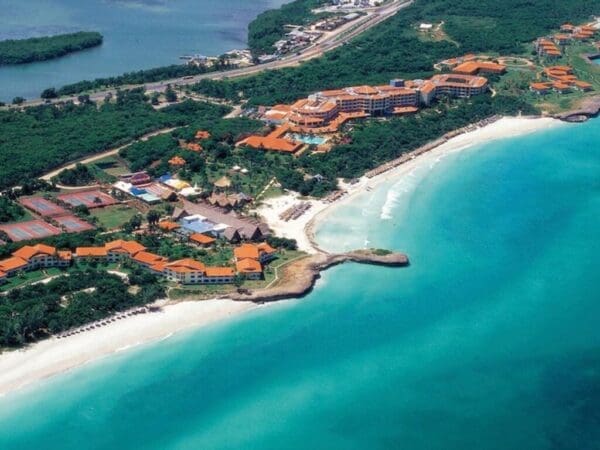 Vue aérienne du Vila Galé Tropical Varadero, ancien Sirenis Tropical